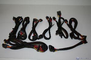 00016 SEASONIC PLATINUM  1KW XTREMEHARDWARE.COM